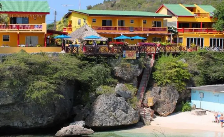 Bahia Apartments & Diving