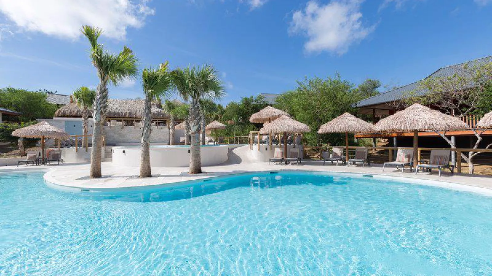Morena Resort