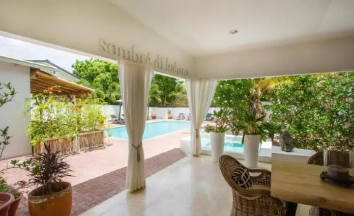Bed and Breakfast Sombré di Kabana