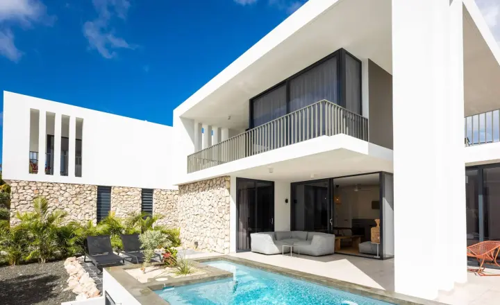 Coral Estate Luxury Resort