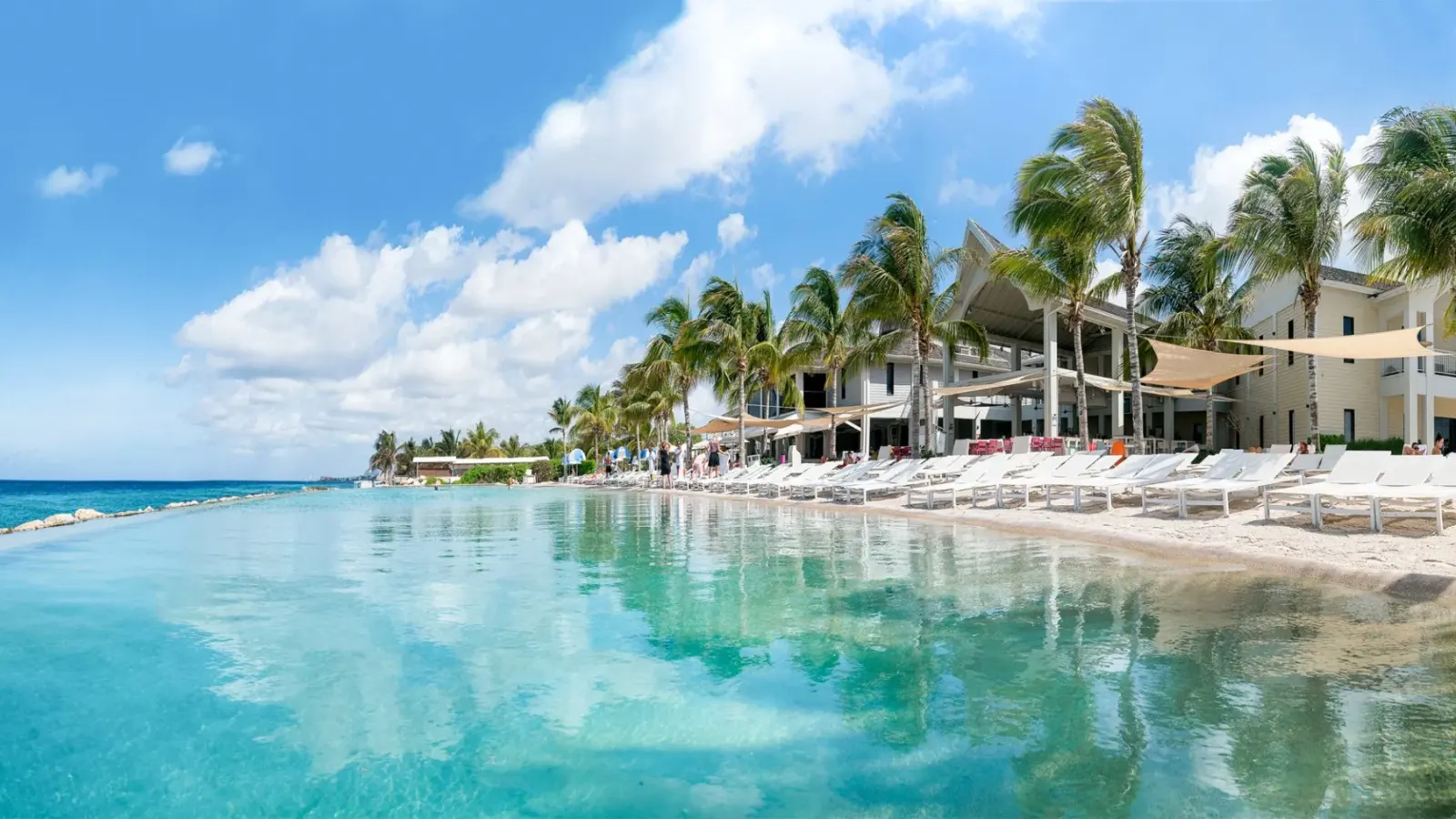 Papagayo Beach Hotel & Resort Curacao