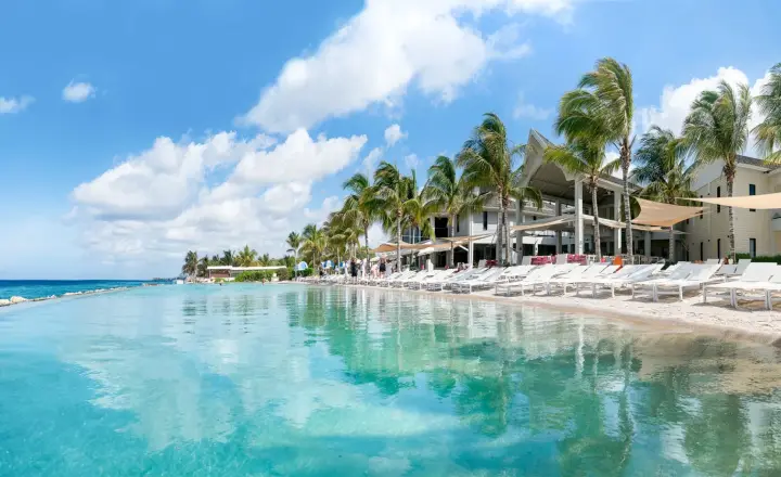 Papagayo Beach Hotel & Resort Curacao