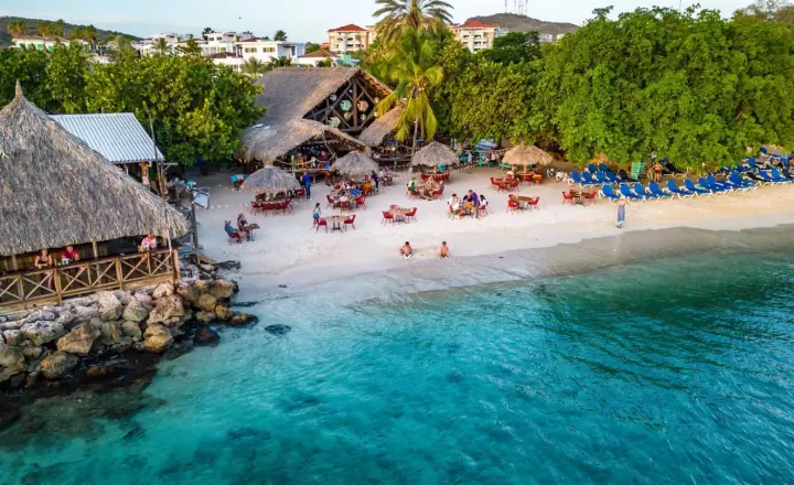 Piscadera Beach