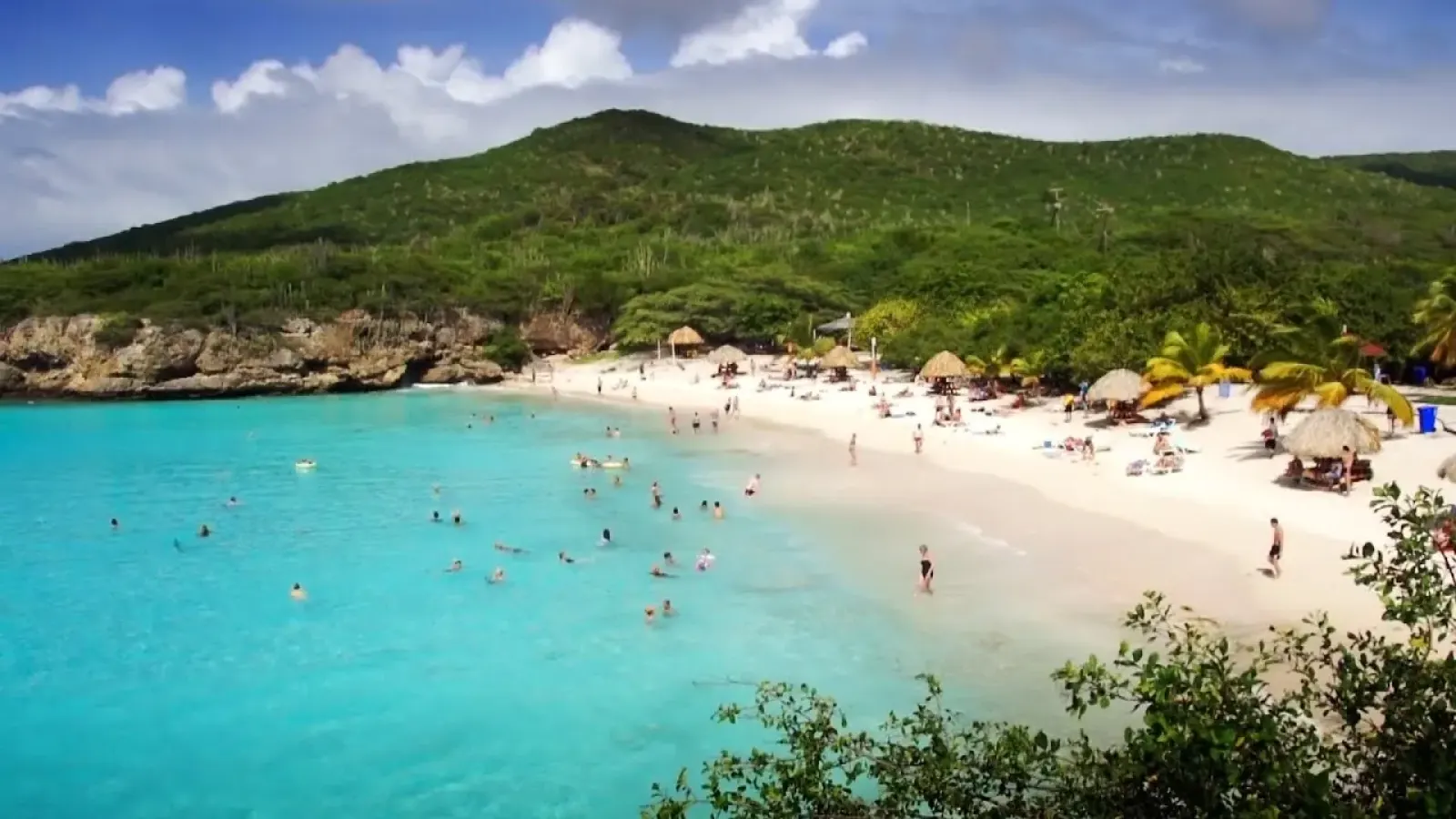 Playa Kenepa Grandi