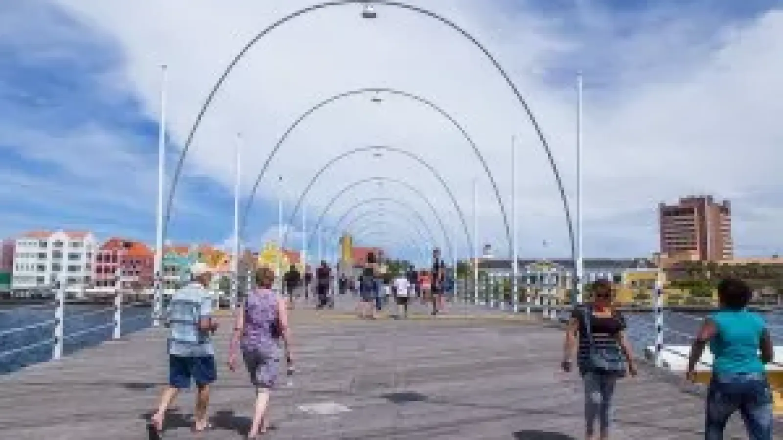 Queen Emma Pontoon Bridge