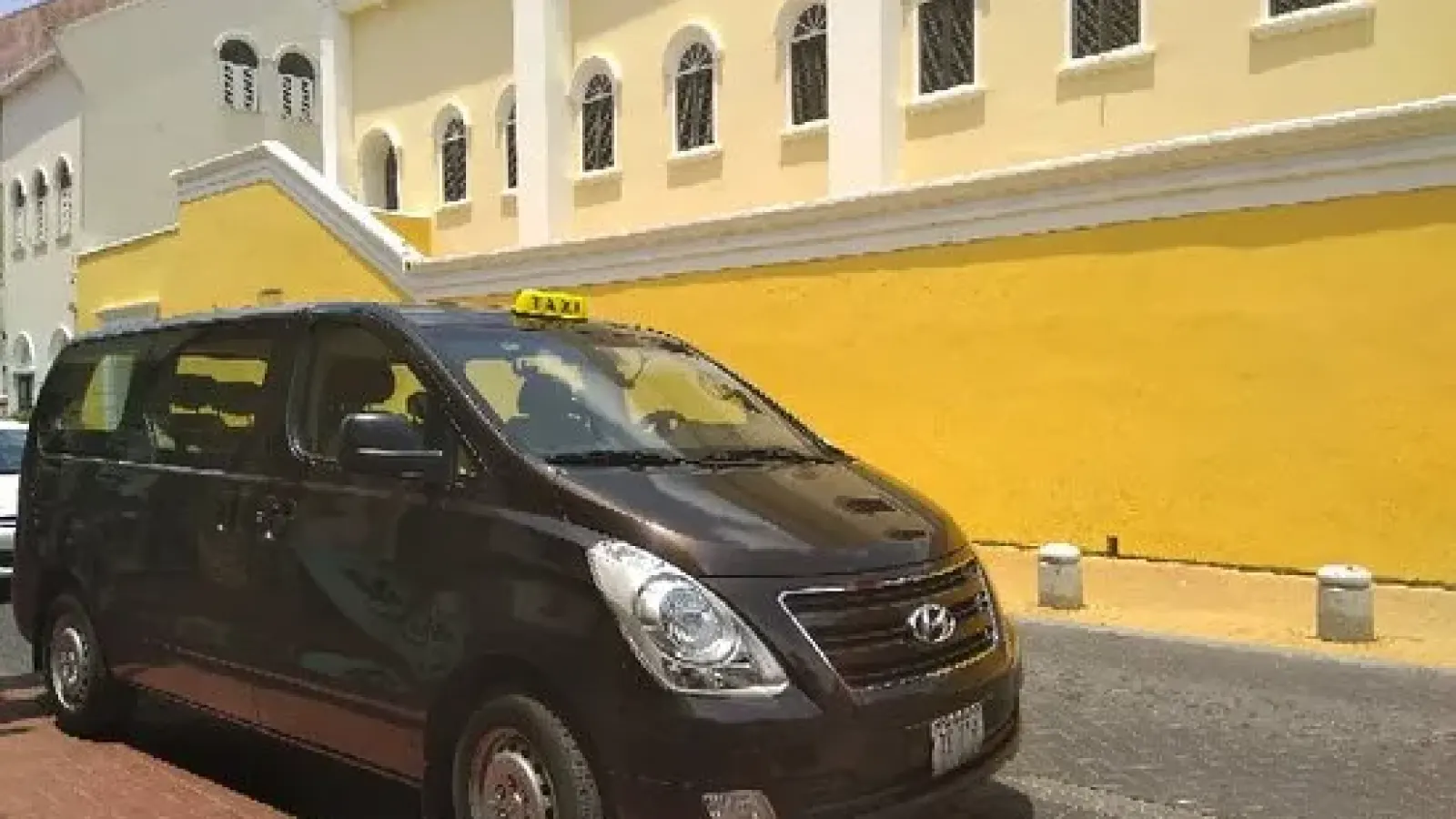 Curacao Taxi Max